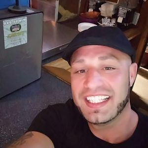 Meet your Posher, Luis